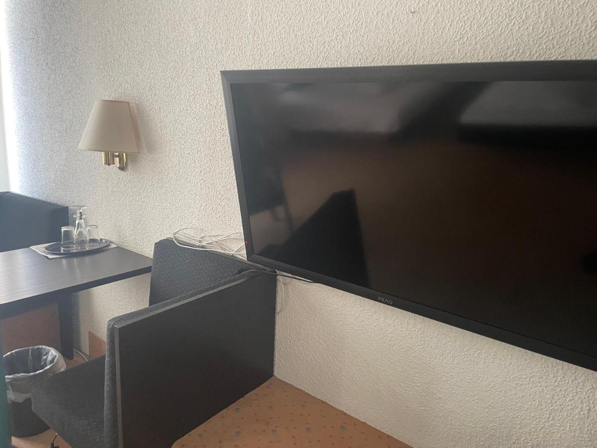 Hotel Bitterfelder Hof Kültér fotó