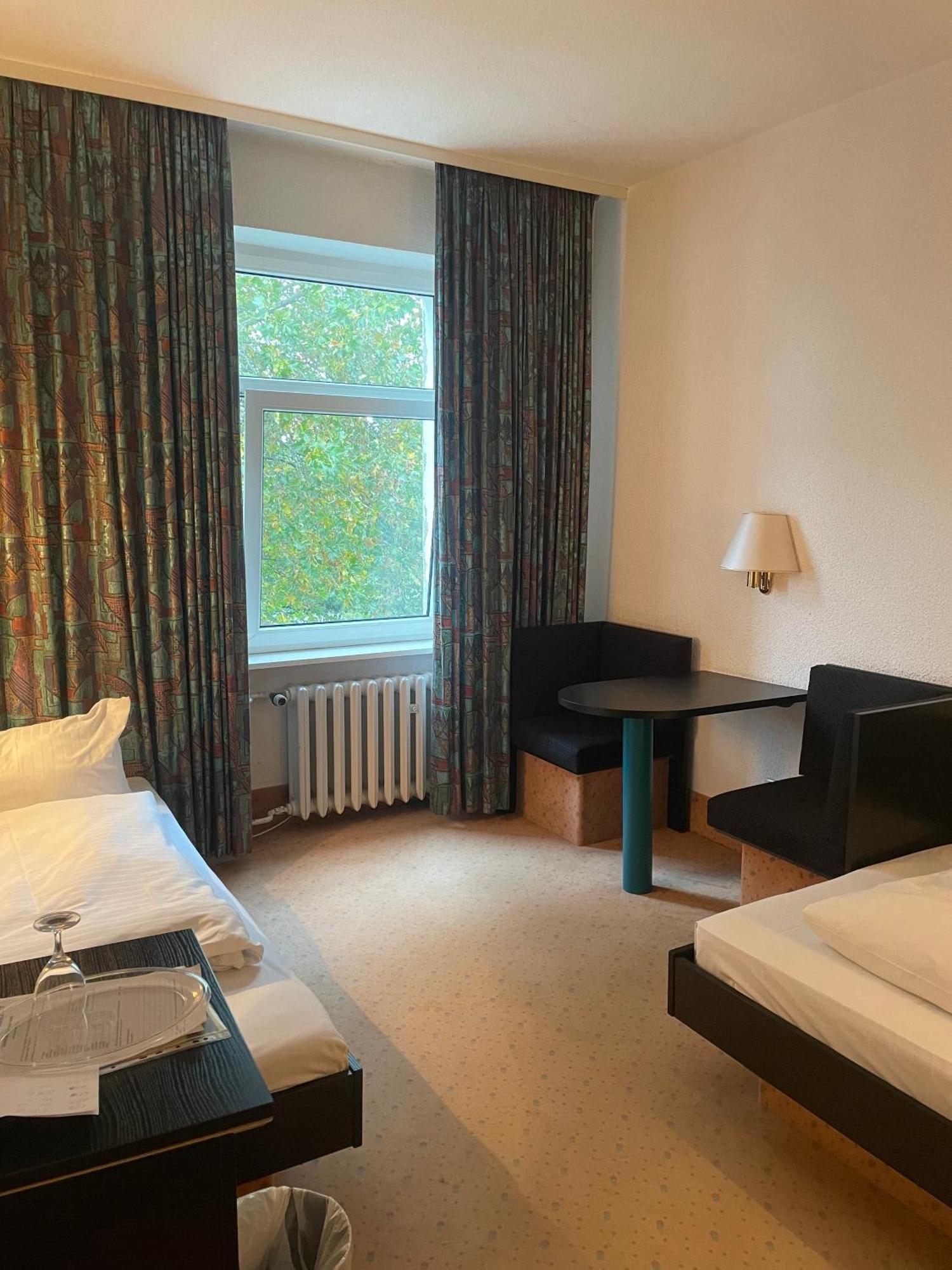 Hotel Bitterfelder Hof Kültér fotó