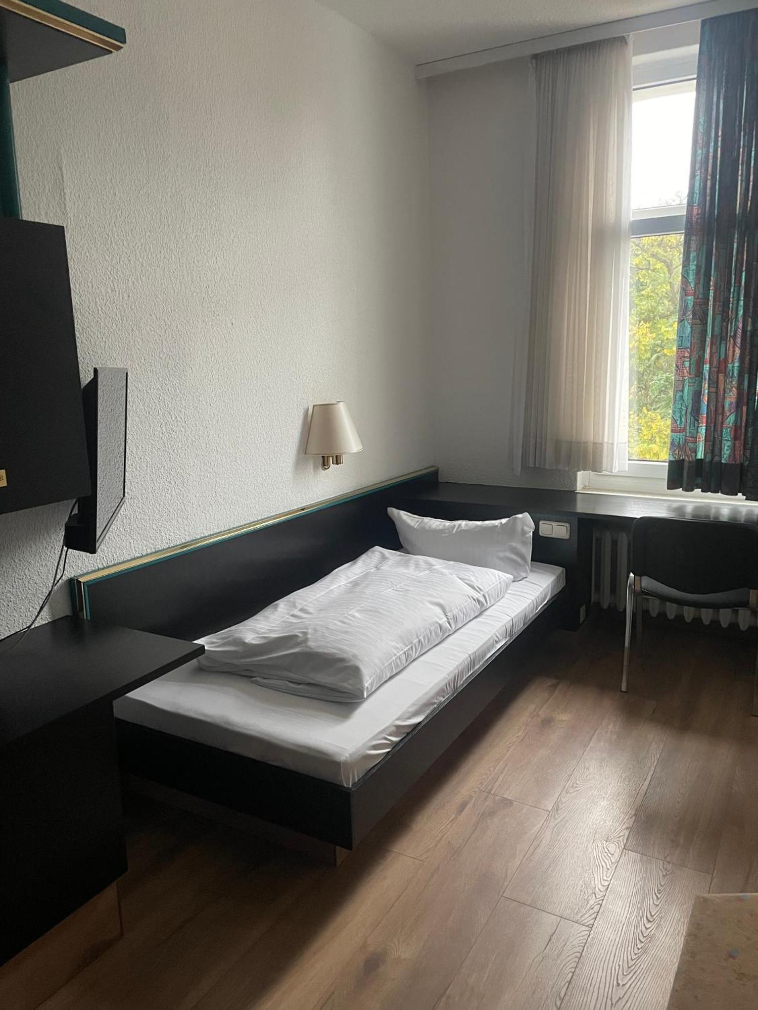 Hotel Bitterfelder Hof Kültér fotó